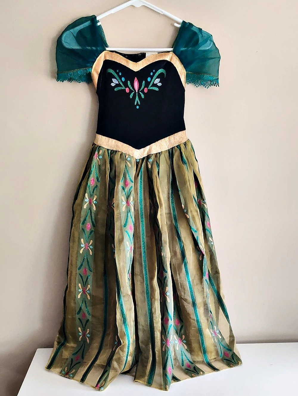 Disney Frozen Princess Anna Coronation Deluxe Costume Dress Princess Anna